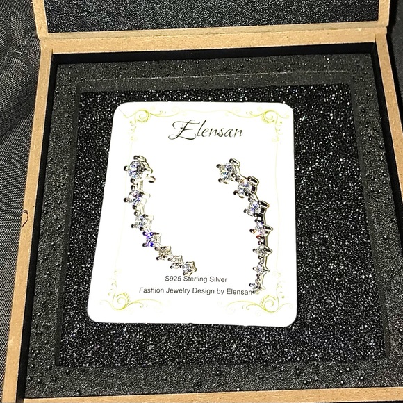 Elensan Earrings - Picture 2 of 3